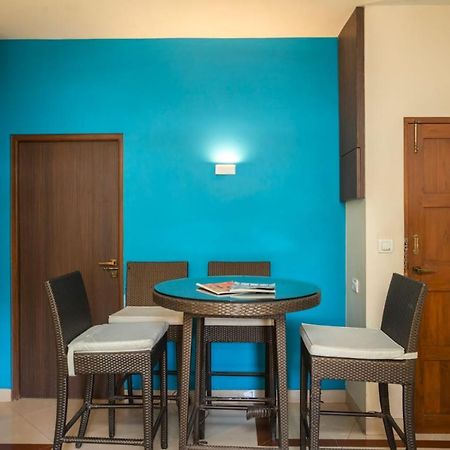 Holiday Goa Hotel Arpora Buitenkant foto