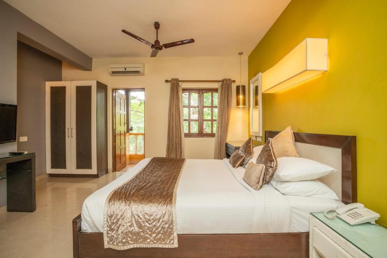 Holiday Goa Hotel Arpora Buitenkant foto